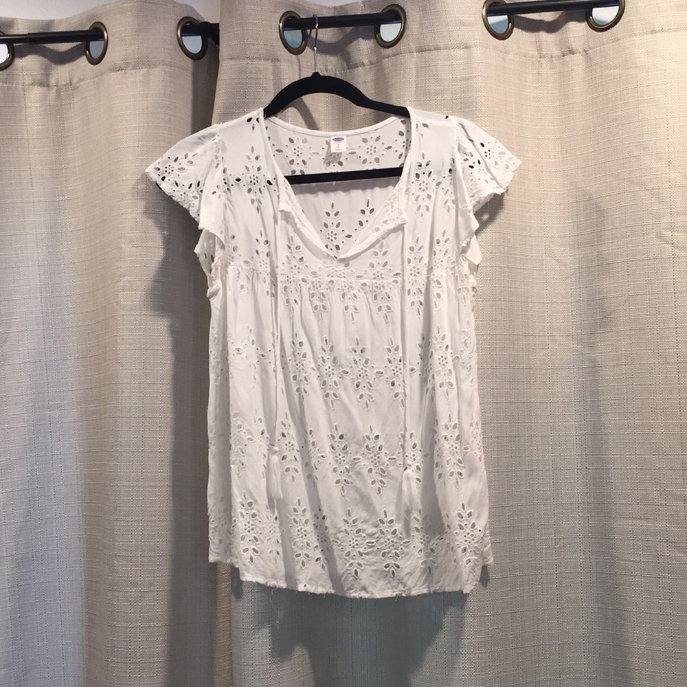 Old navy white top